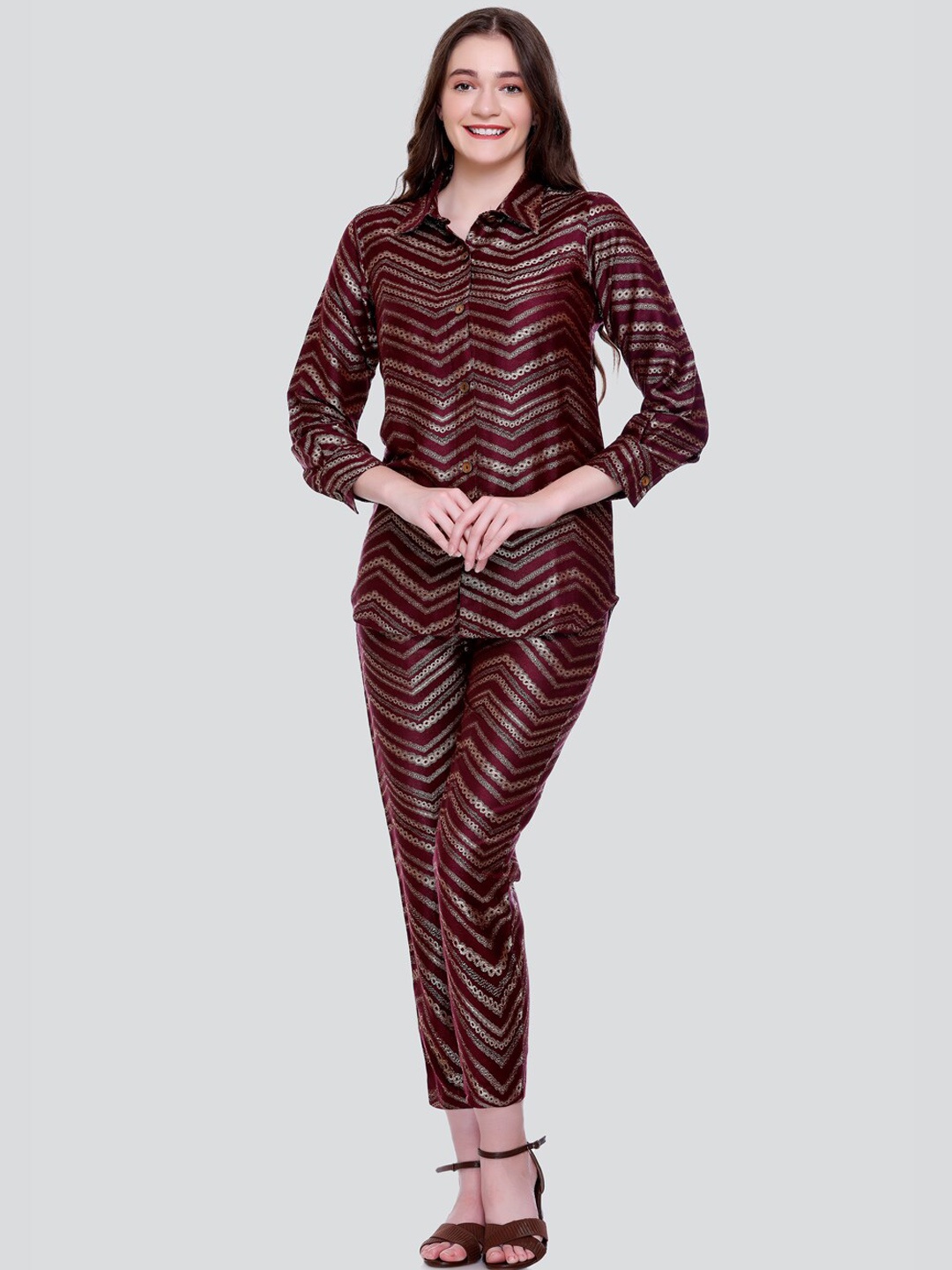 

HOUSE OF KIRNA'S WITH LOGO OF HOK Chevron Printed Shirt Collar Shirt & Trouser, Purple
