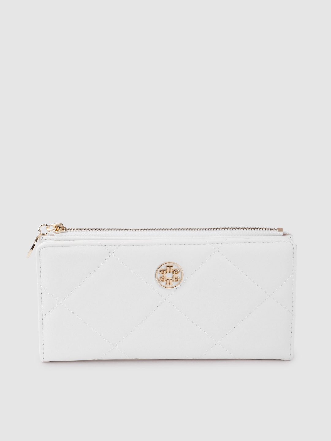 

Lino Perros Women Quilted Two Fold Wallet, White