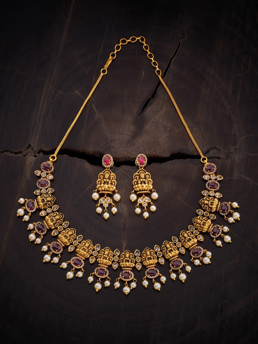 

Kushal's Fashion Jewellery Gold-Plated Cubic Zirconia Studded & Beaded Jewellery Set