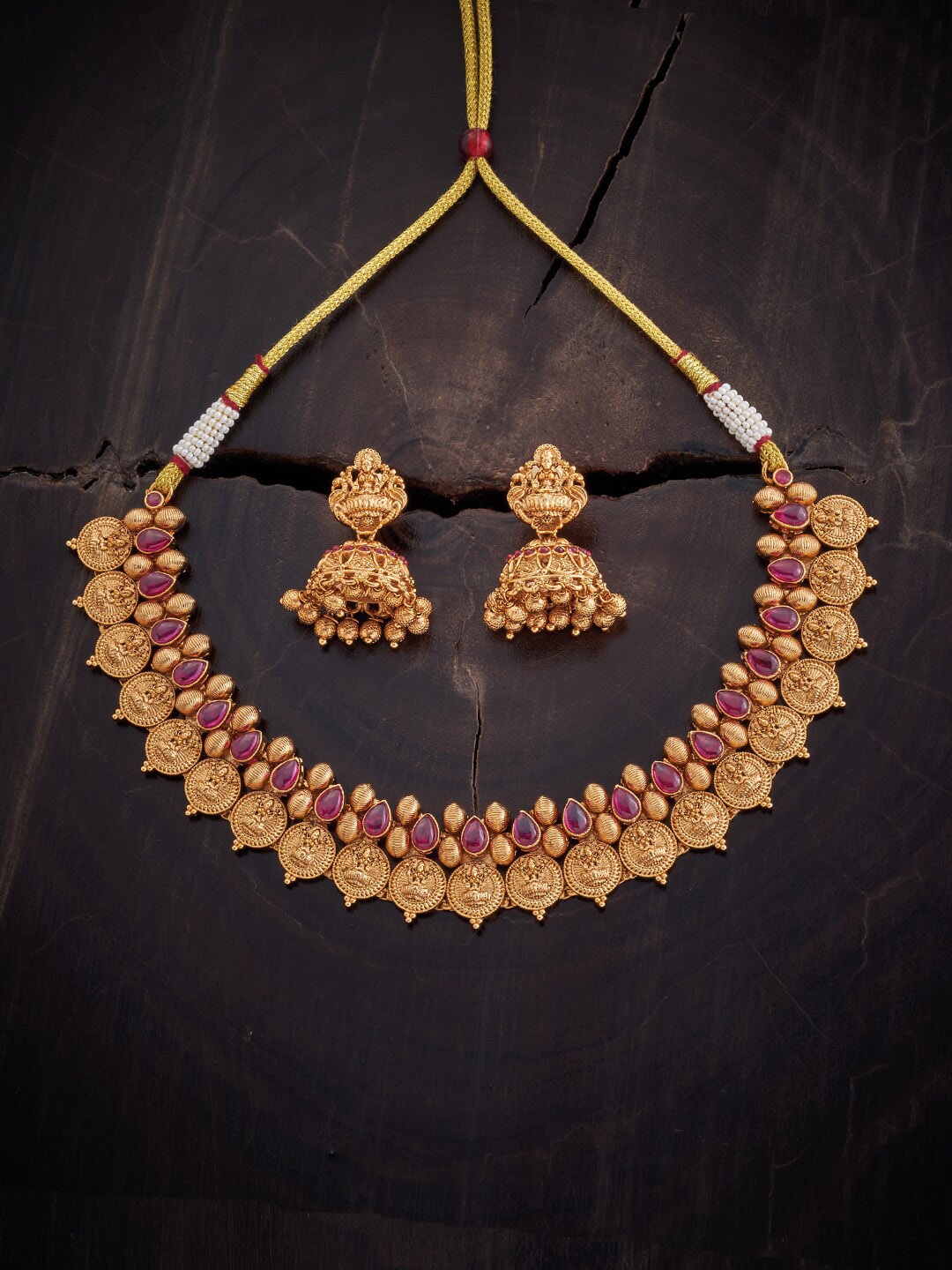 

Kushal's Fashion Jewellery Gold-Plated Artificial Stones Stone-Studded Jewellery Set