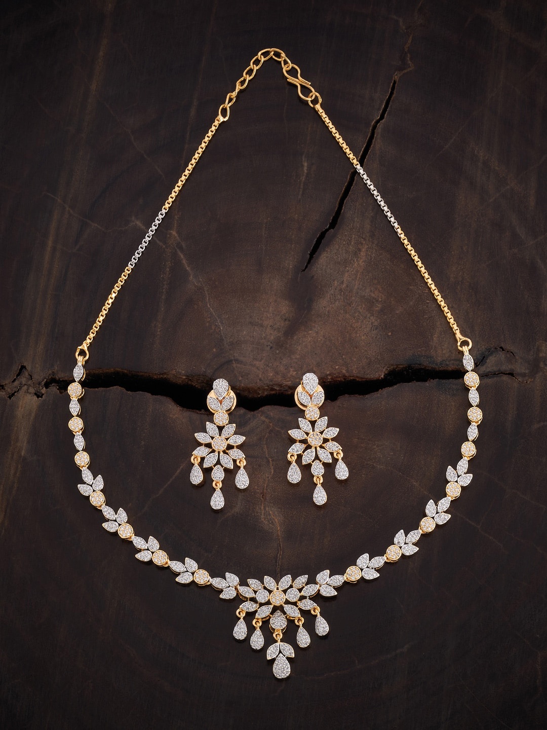 

Kushal's Fashion Jewellery Rhodium Plated Cubic Zirconia Studded Jewellery Set, Silver