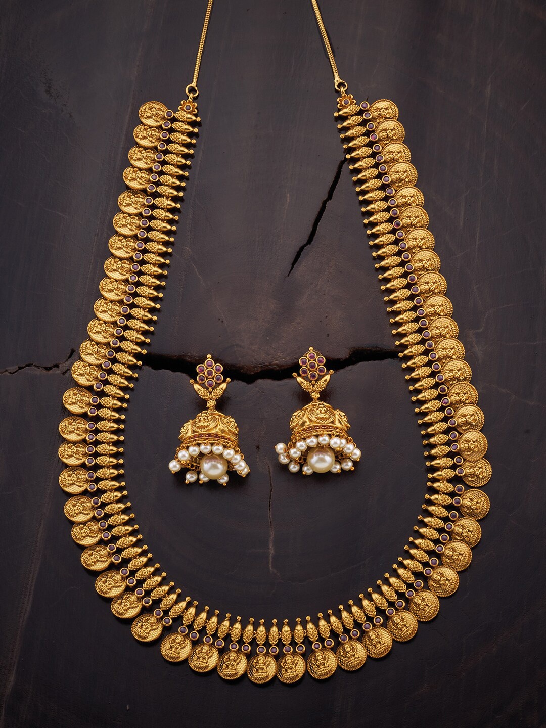 

Kushal's Fashion Jewellery Gold Plated Stone Studded & Beaded Jewellery Set