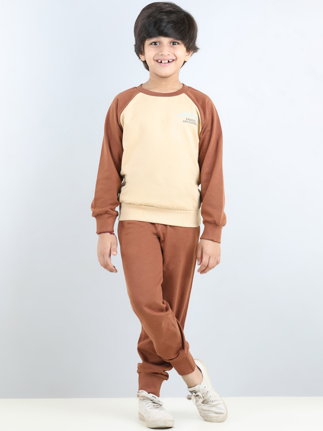 

AWW HUNNIE Kids Round Neck Sweatshirt With Joggers, Brown