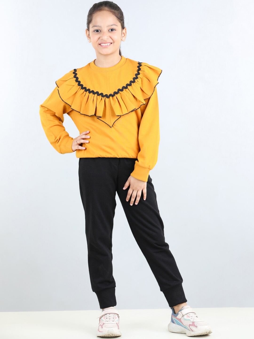 

AWW HUNNIE Girls Ruffle Detail Sweatshirt & Joggers, Mustard