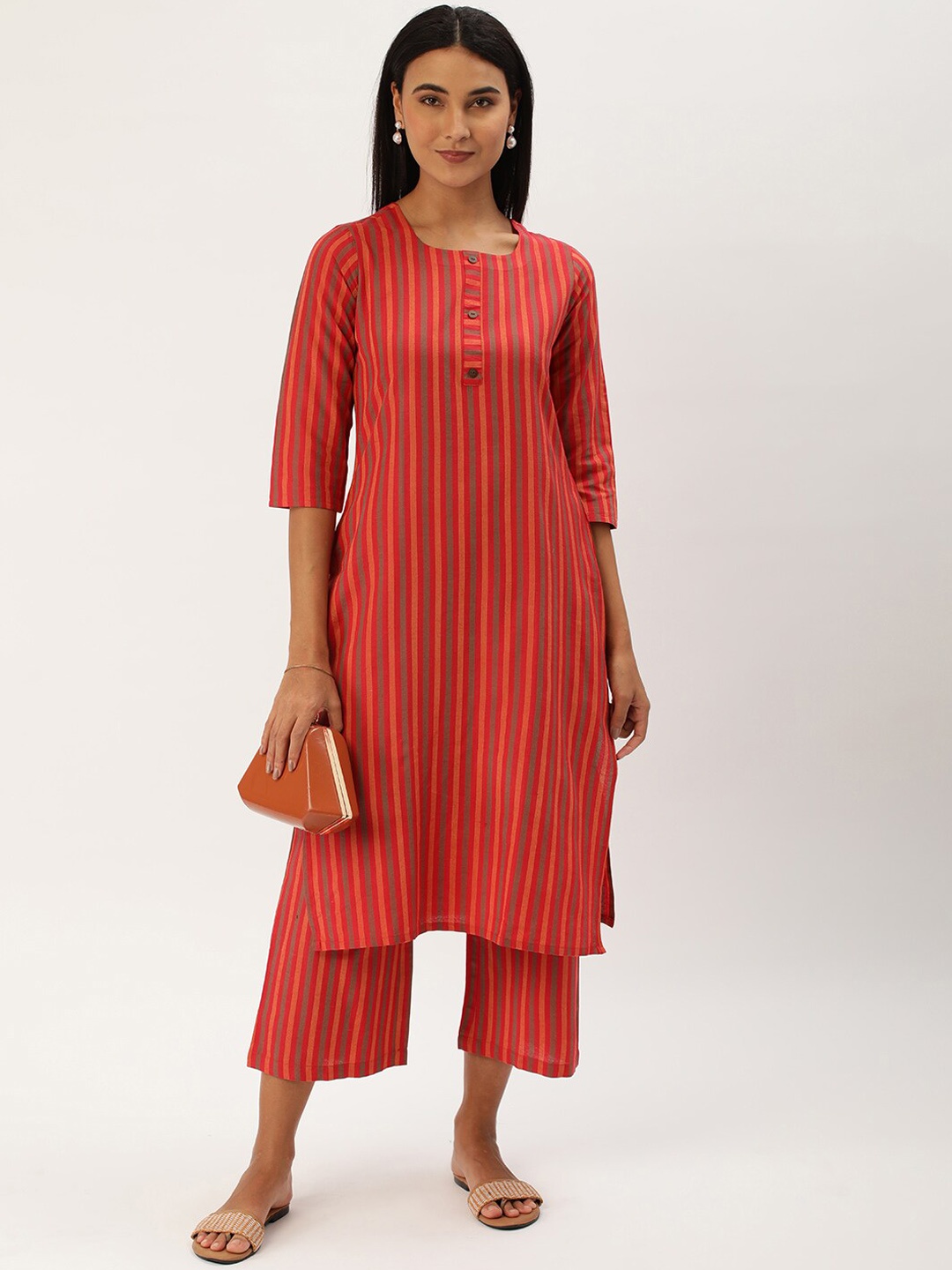 

HRITIKA Striped Kurta With Trousers, Red