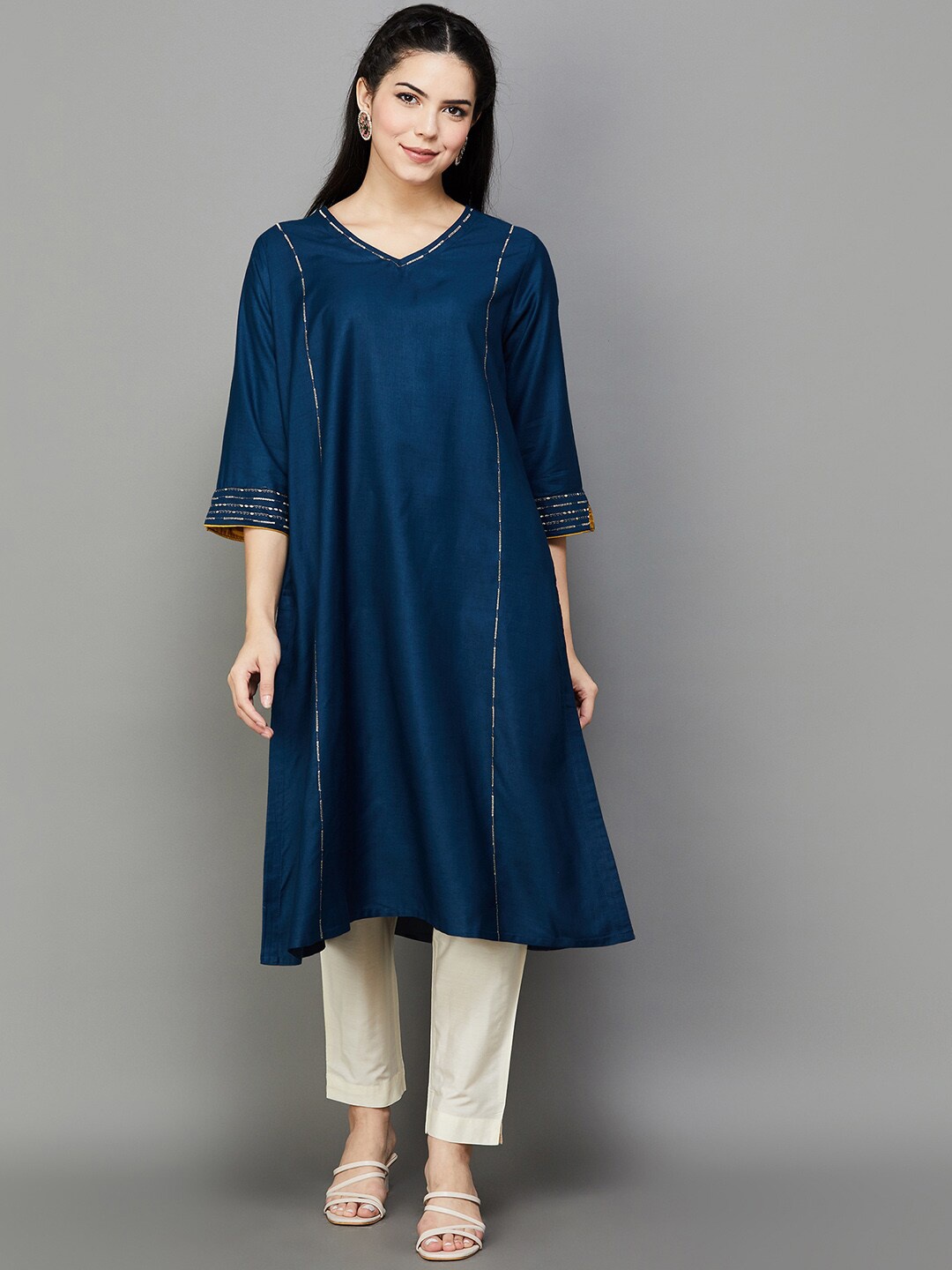 

Melange by Lifestyle V-Neck A-line Silk Kurta, Blue