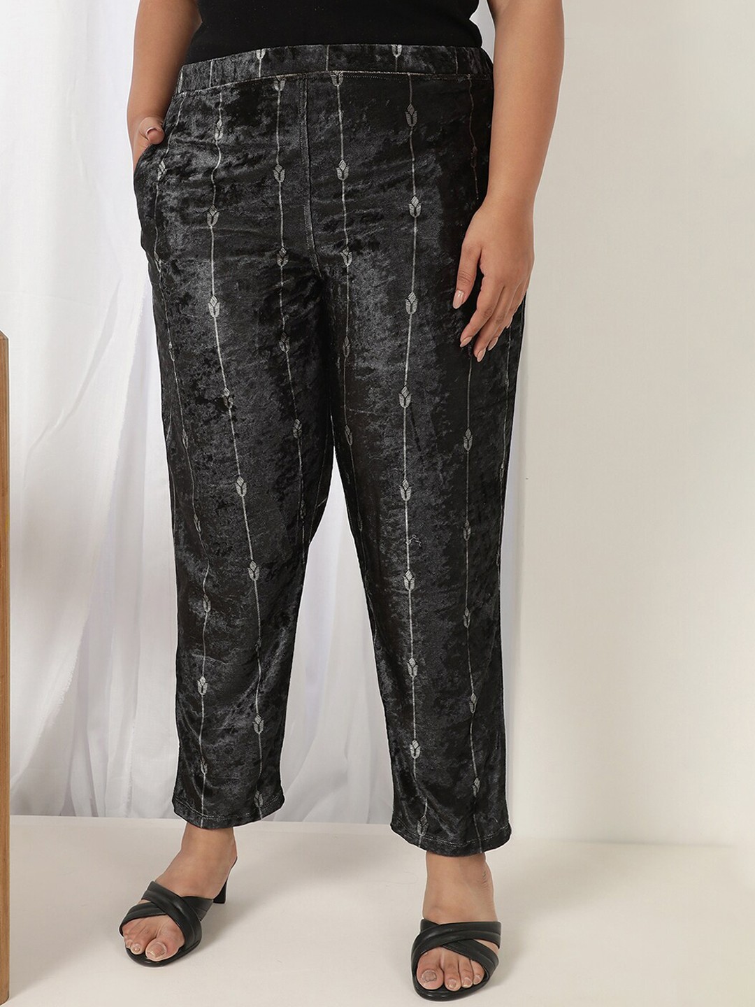 

Amydus Plus Size Women Ethnic Motifs Printed Velvet Straight Fit Trouser, Black
