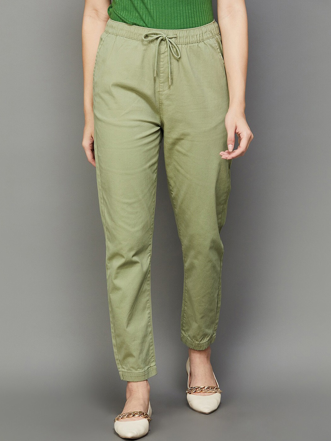 

CODE by Lifestyle Women Regular Fit Trousers, Green