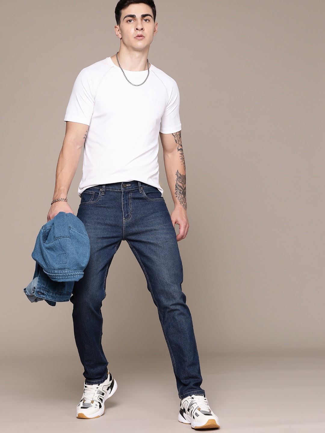 

Roadster Men Slim Fit Stretchable Jeans, Blue