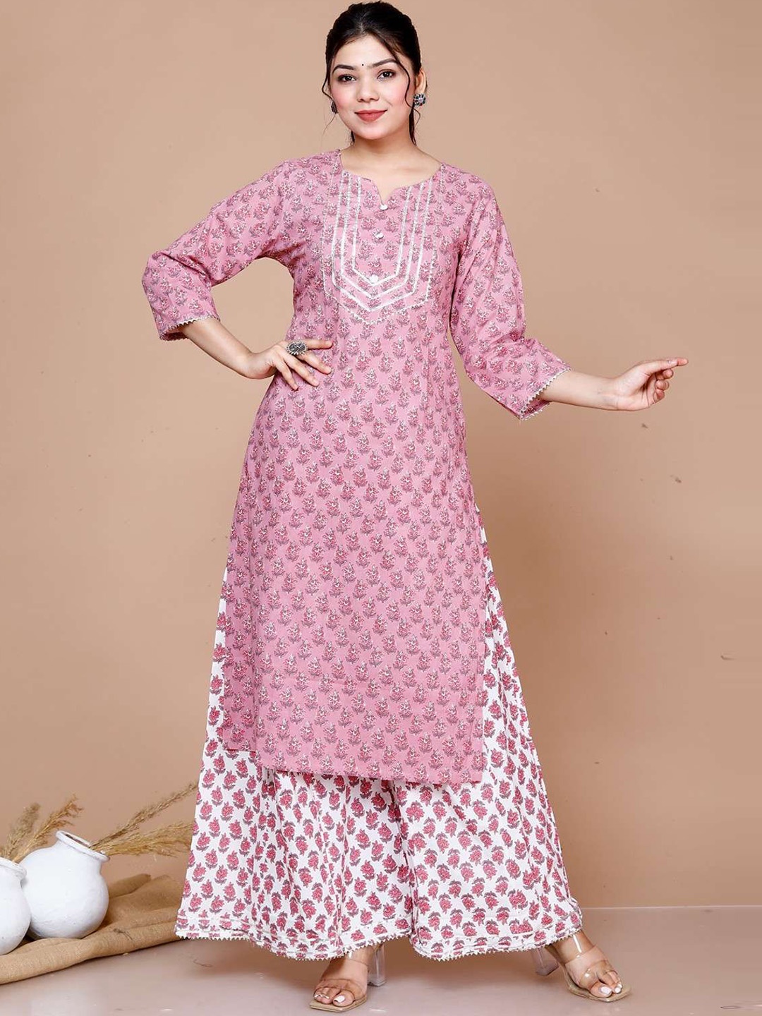 

MIRAVAN Floral Printed Regular Pure Cotton Kurta with Palazzos, Pink