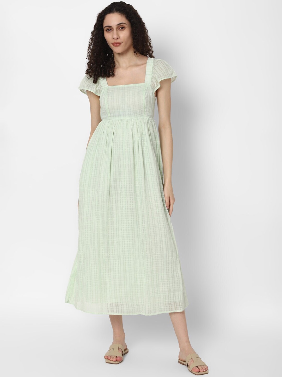 

AMERICAN EAGLE OUTFITTERS Checked Flutter Sleeves Cotton A-Line Midi Dress, Green