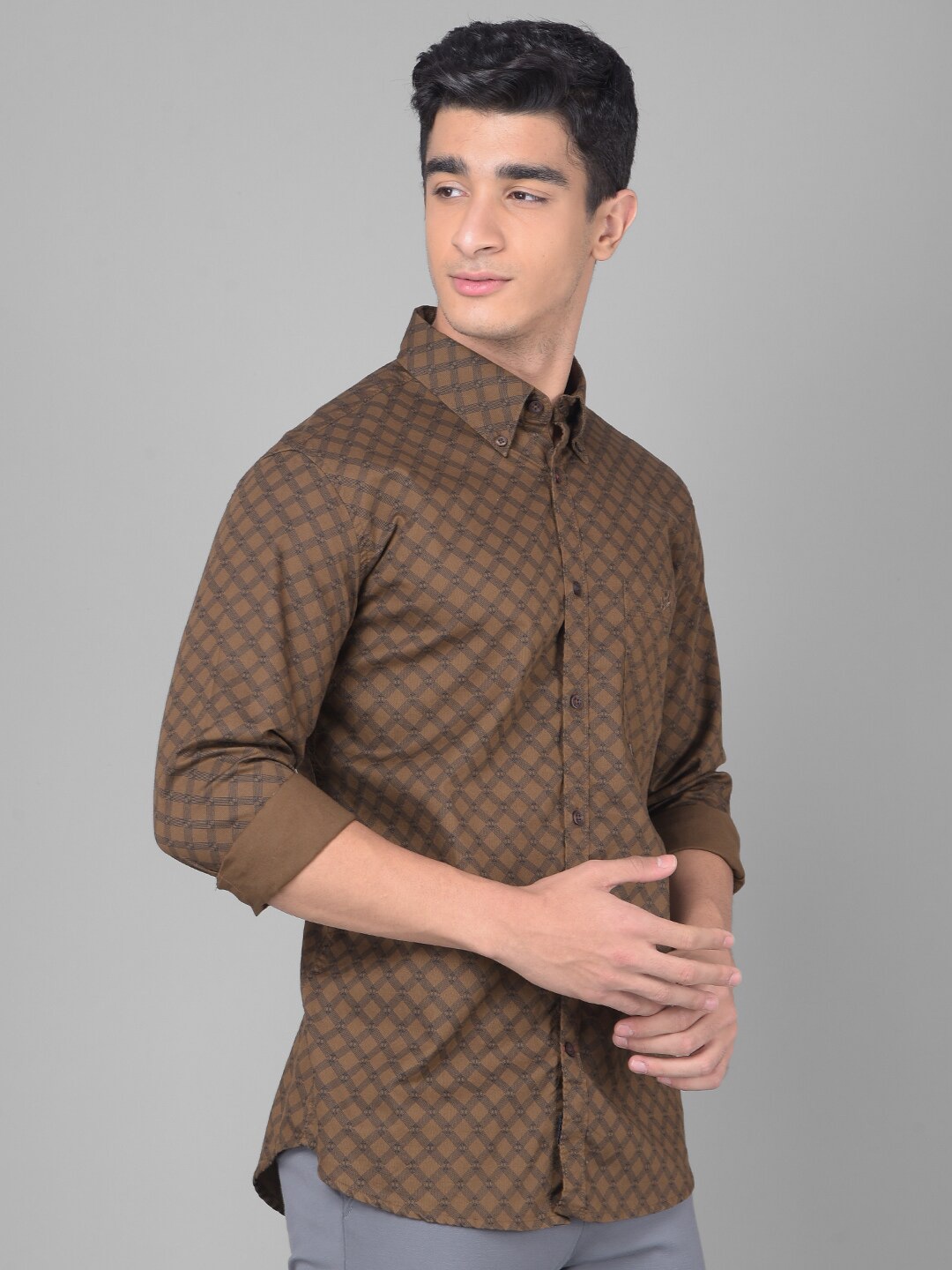 

Crimsoune Club Geometric Printed Slim Fit Cotton Casual Shirt, Brown