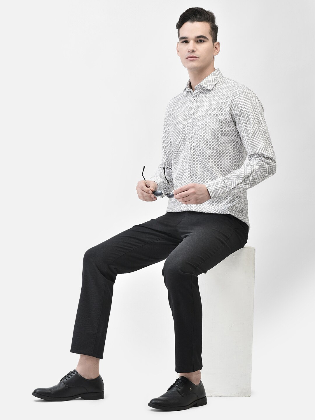 

Crimsoune Club Slim Fit Geometric Printed Cotton Casual Shirt, White