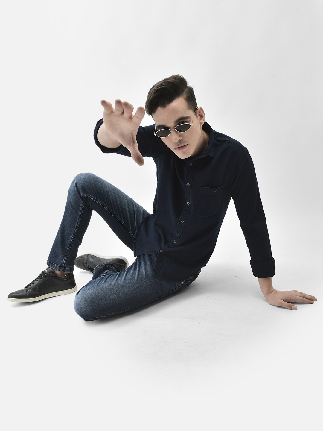 

Crimsoune Club Slim Fit Cotton Casual Shirt, Navy blue