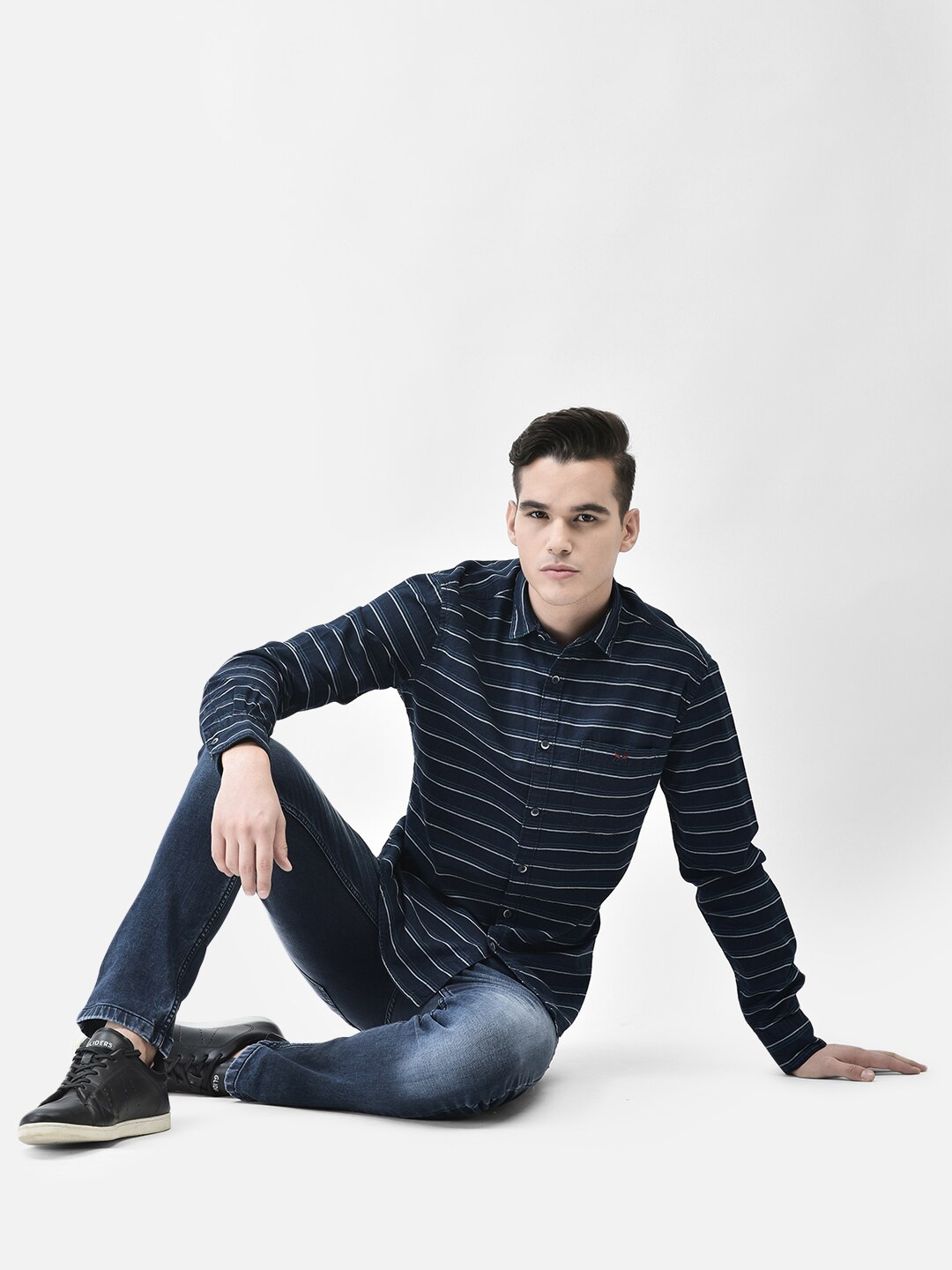 

Crimsoune Club Slim Fit Horizontal Stripes Cotton Casual Shirt, Navy blue