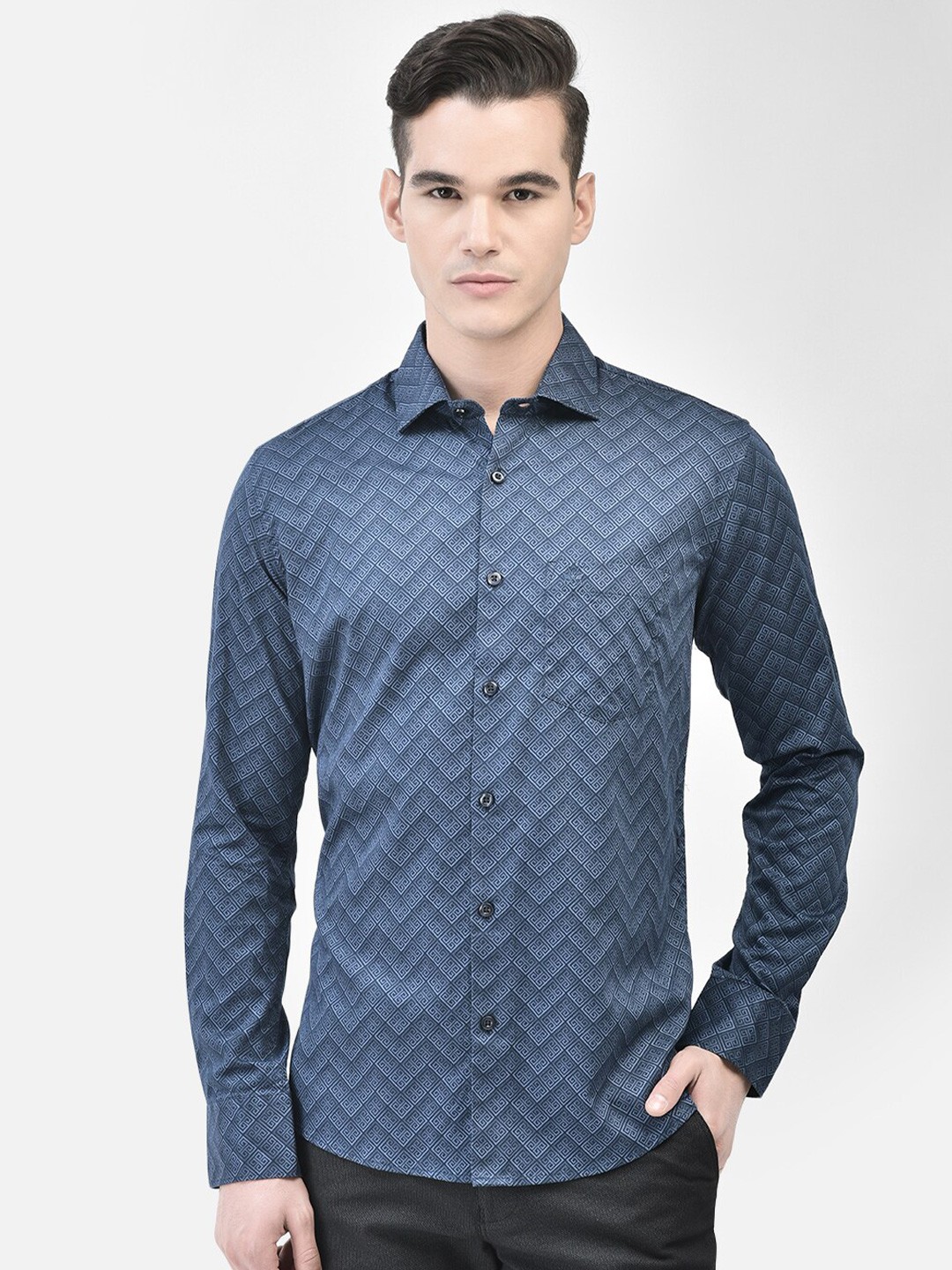 

Crimsoune Club Slim Fit Geometric Printed Pure Cotton Casual Shirt, Navy blue