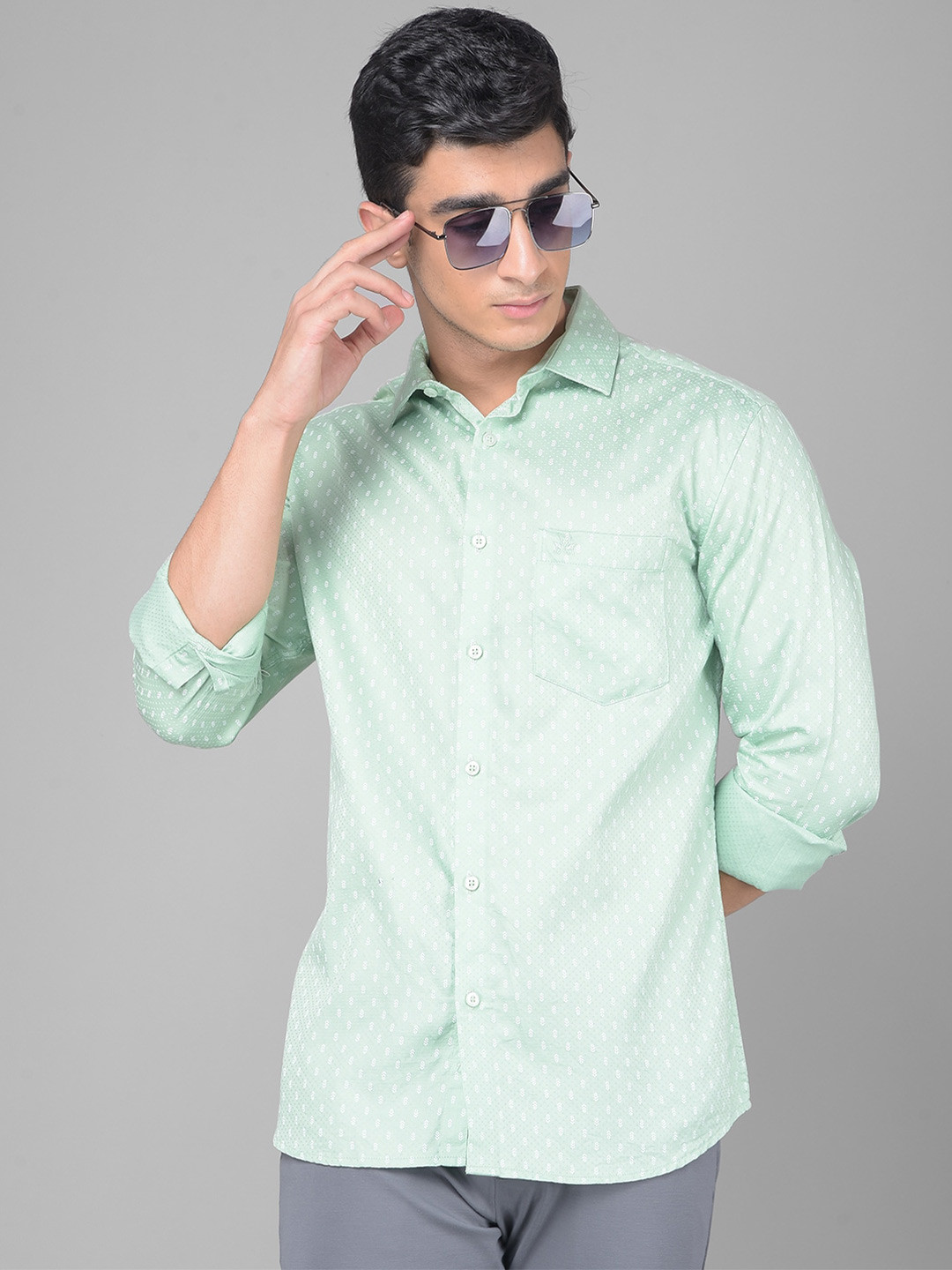 

Crimsoune Club Micro Ditsy Printed Slim Fit Cotton Casual Shirt, Green