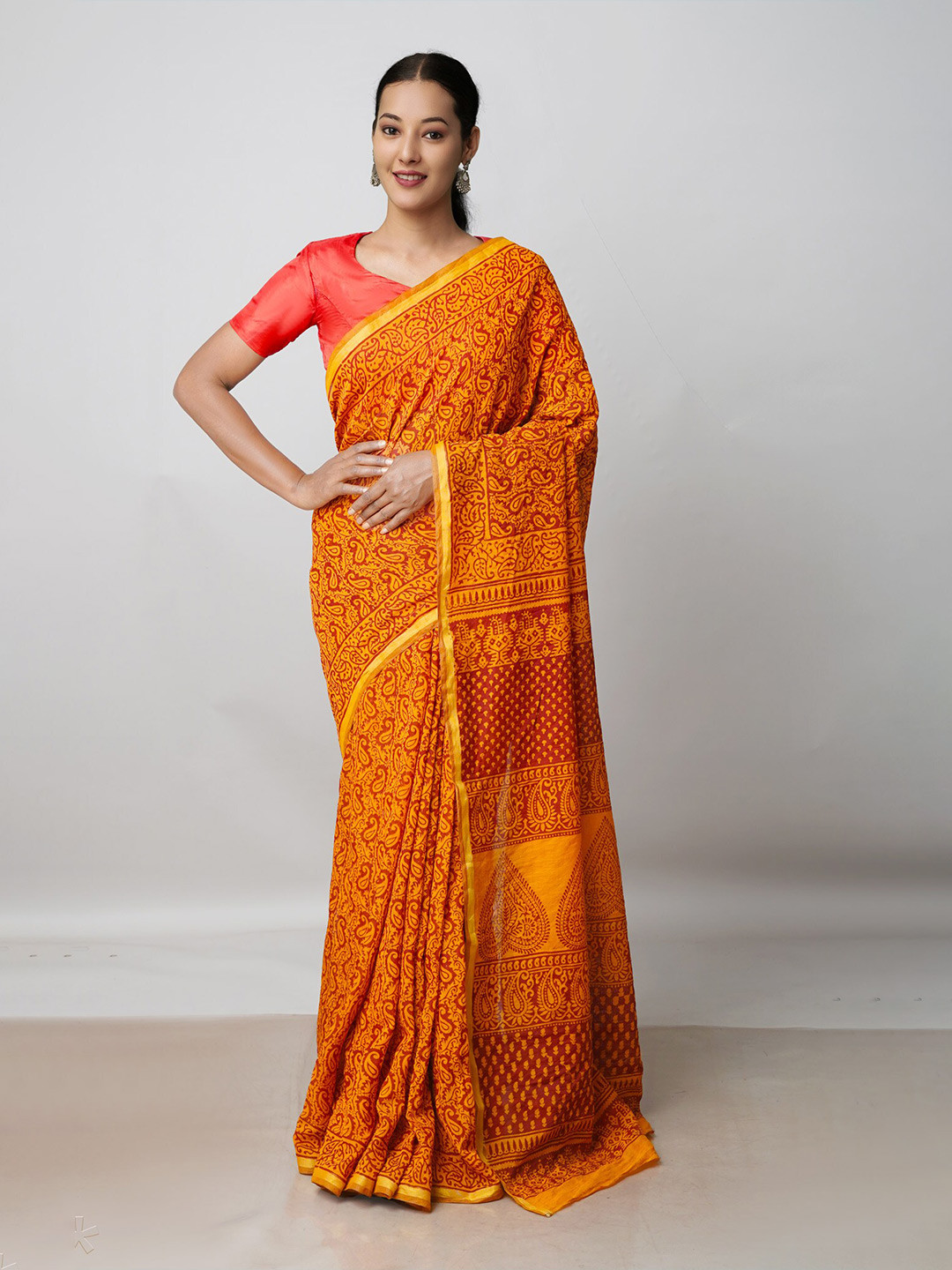 

Unnati Silks Ethnic Motifs Printed Chanderi Saree, Yellow