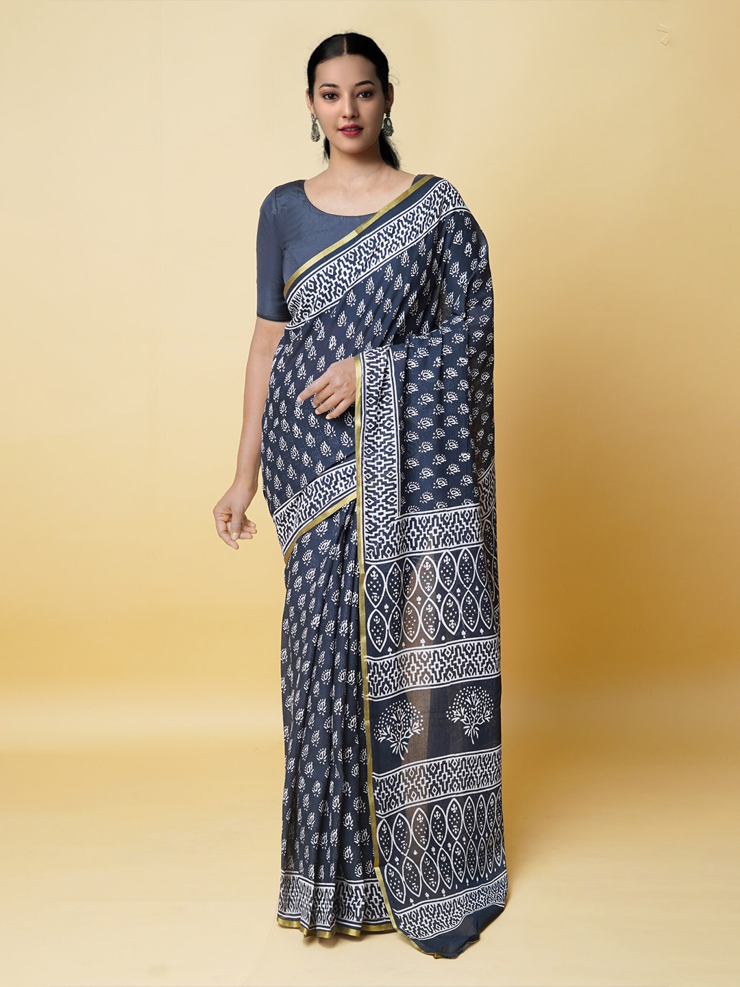 

Unnati Silks Ethnic Motifs Block Printed Zari Pure Cotton Saree, Black