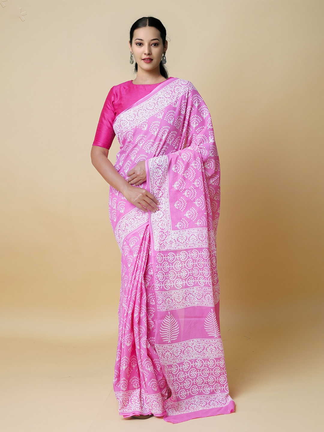 

Unnati Silks Ethnic Motifs Pure Cotton Handloom Block Print Saree, Pink