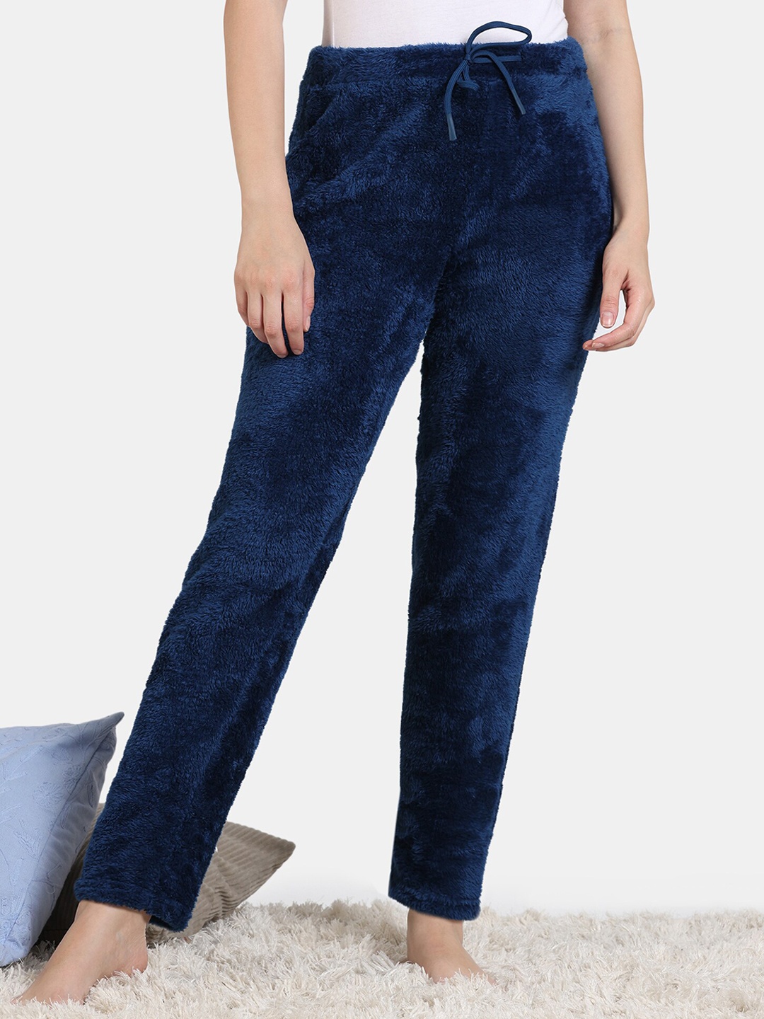 

Zivame Women Mid-Rise Track Pant, Navy blue
