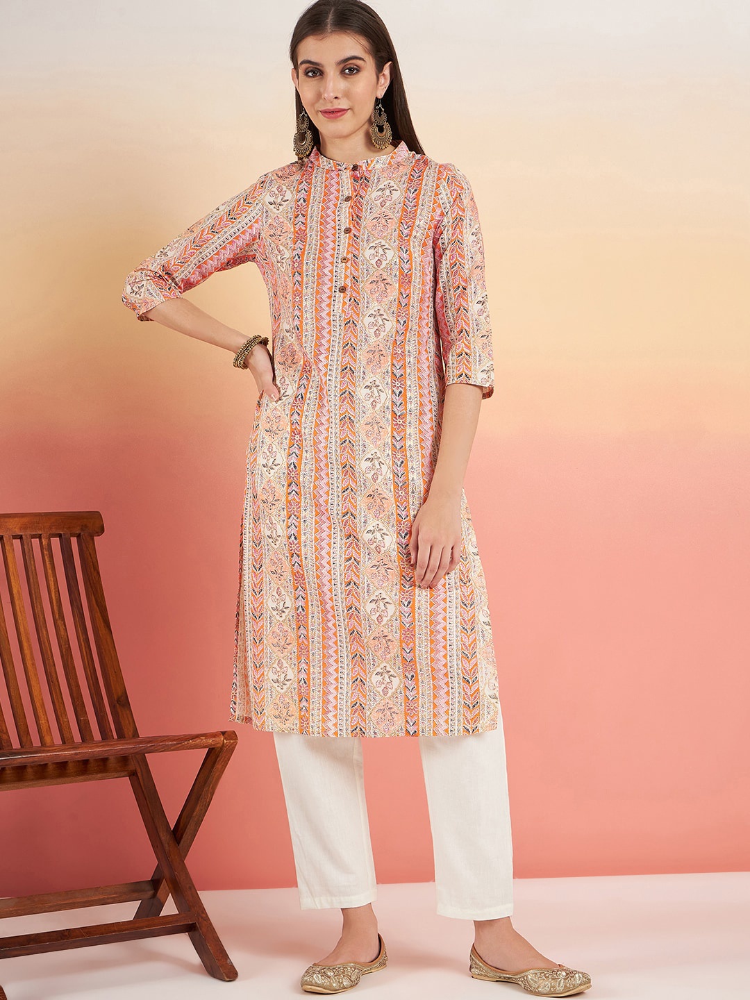 

Sangria Floral Printed Pure Cotton Straight Kurta, White