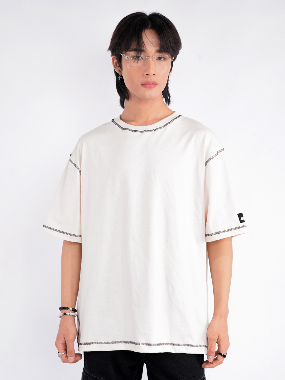 

UNRL Printed Drop-Shoulder Sleeves Pure Cotton Relaxed Fit Longline T-shirt, White