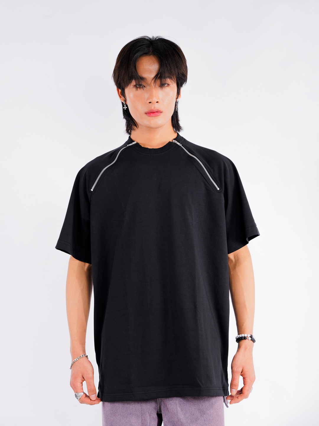 

UNRL Graphic Printed Baggy Pure Cotton T-shirt, Black