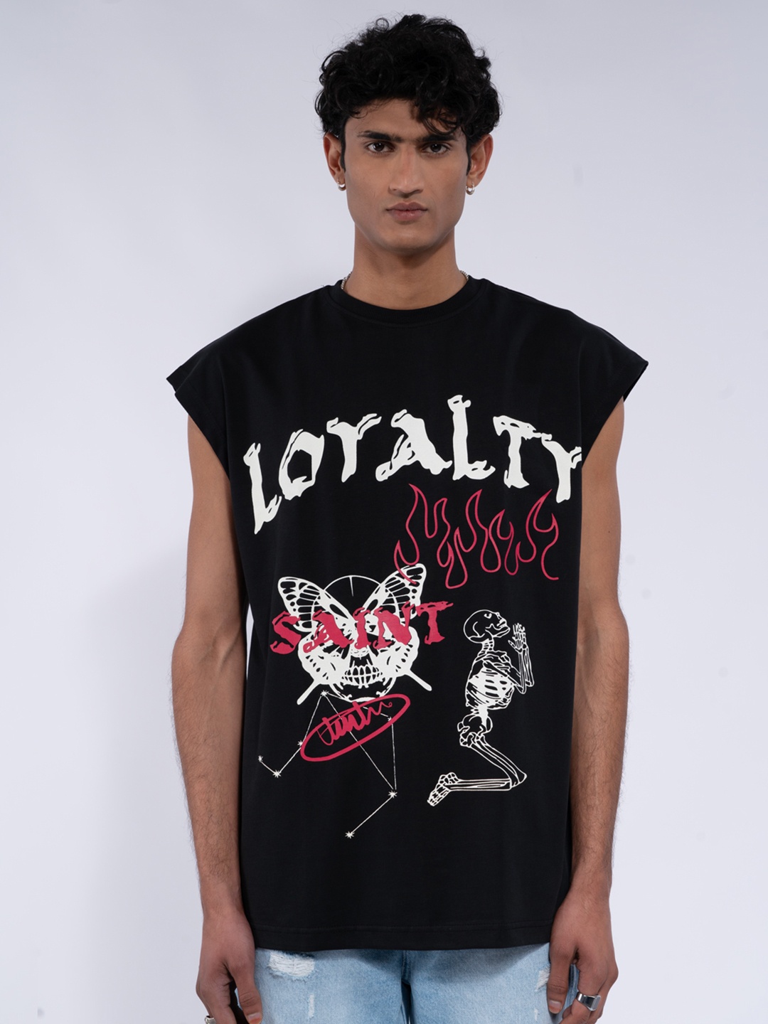 

UNRL Men Printed Relaxed Fit Pure Cotton T-shirt, Black