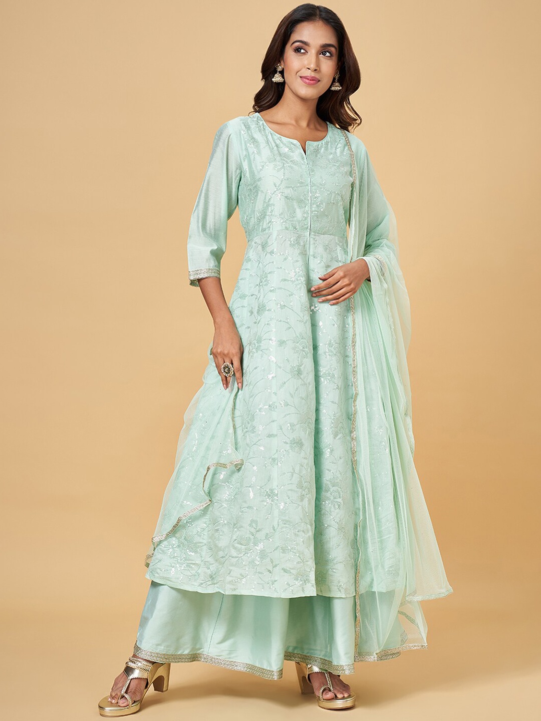 

RANGMANCH BY PANTALOONS Floral Embroidered Anarkali Kurta & Skirt With Dupatta, Green