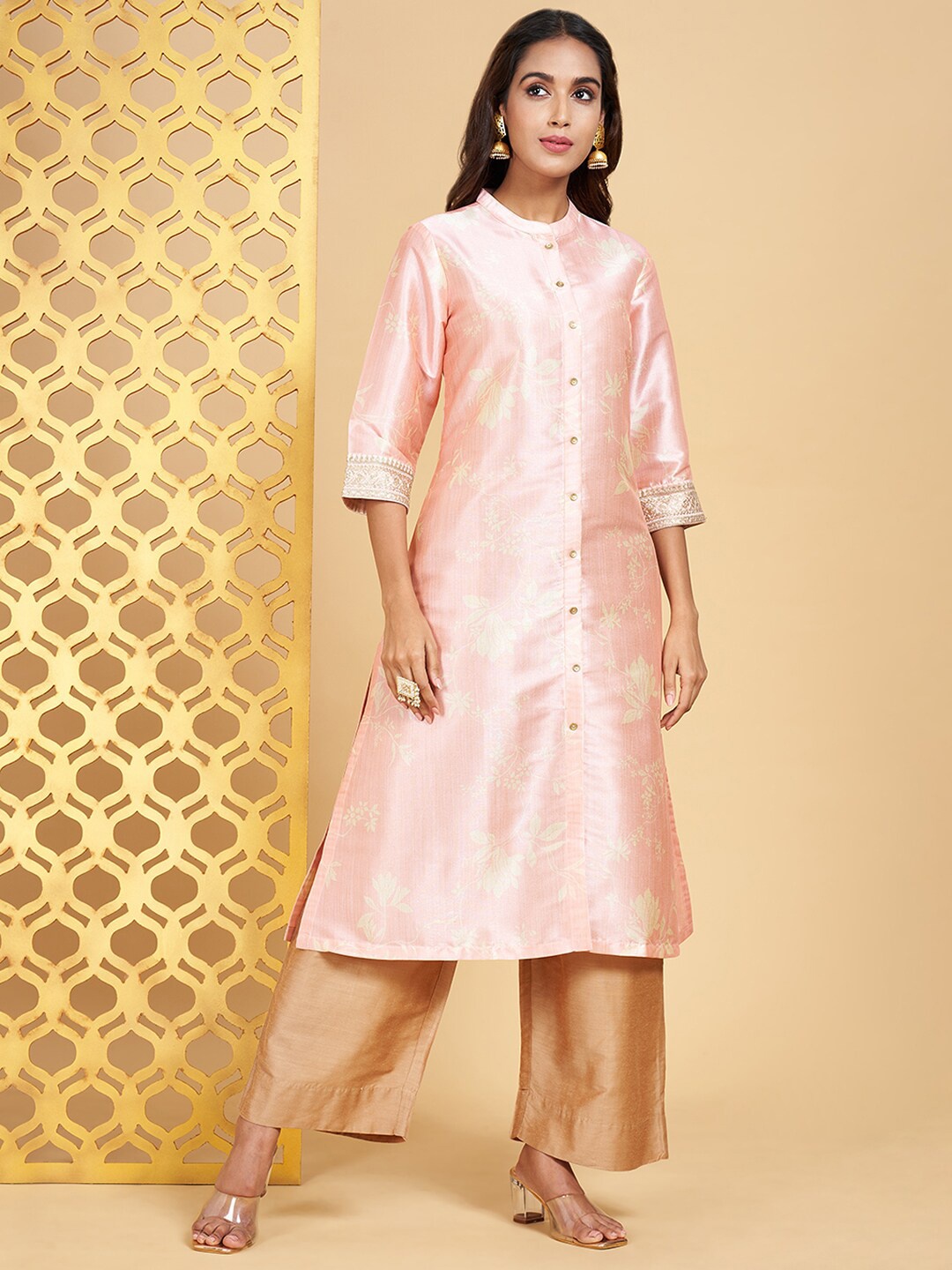 

RANGMANCH BY PANTALOONS Floral Printed Mandarin Collar Straight Kurta, Peach
