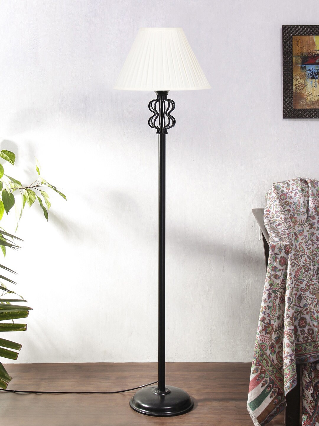 

Devansh White & Black Cotton Straight Pleated Snake Iron Basket Floor Lamp