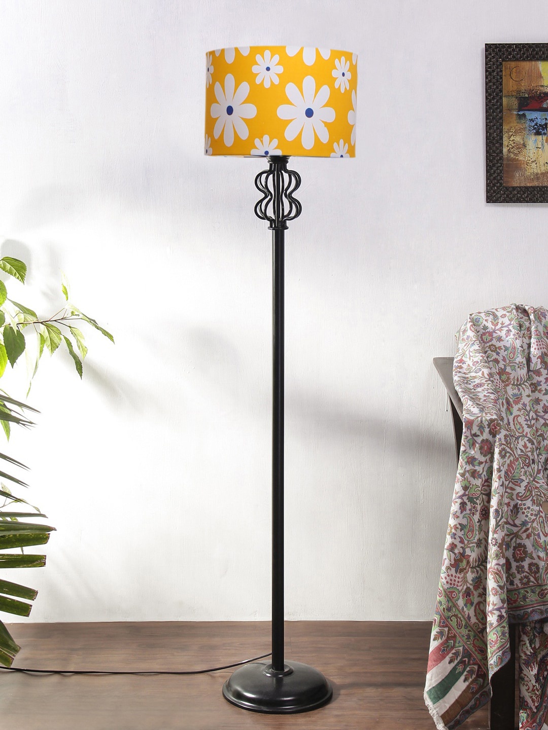 

Devansh Yellow & Black Printed Cotton Drum Snake Iron Basket Floor Lamp