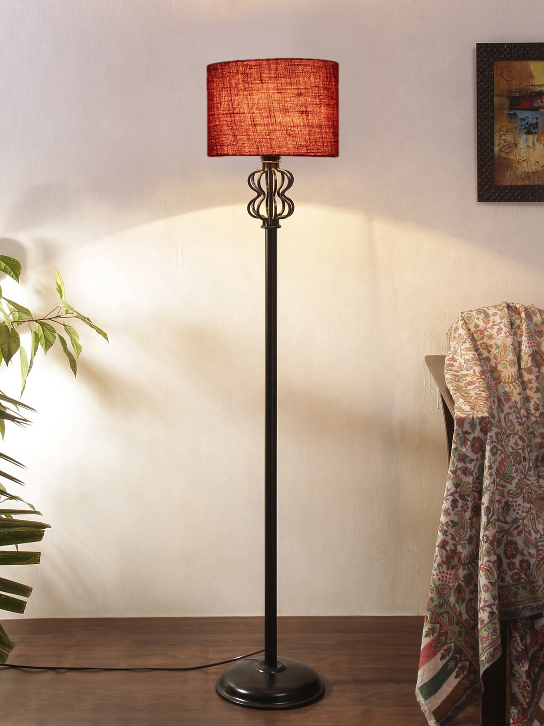 

Devansh Maroon Jute Drum Snake Iron Basket Floor Lamp