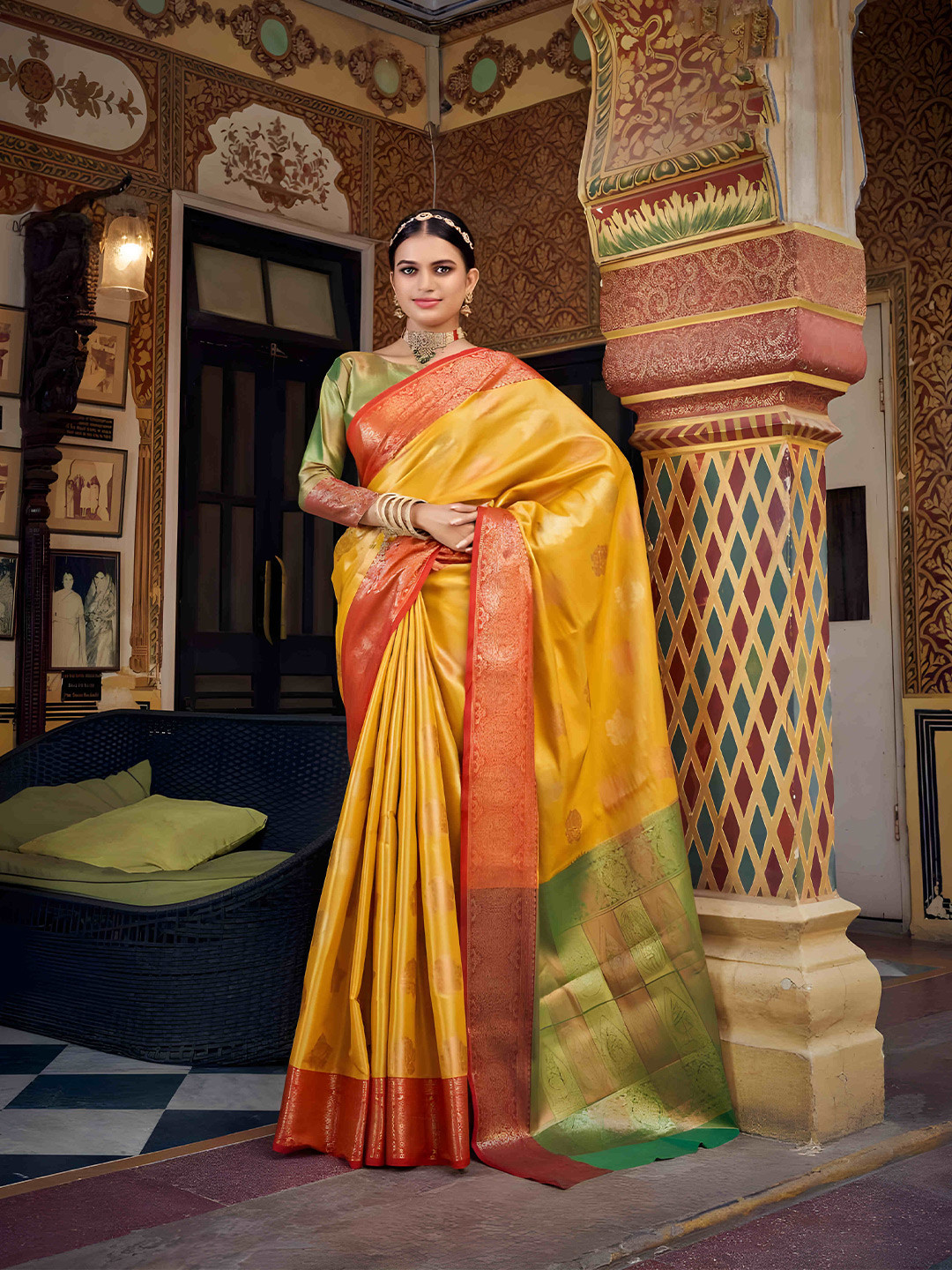 

MAGMINA Ethnic Motifs Woven Design Zari Saree, Yellow