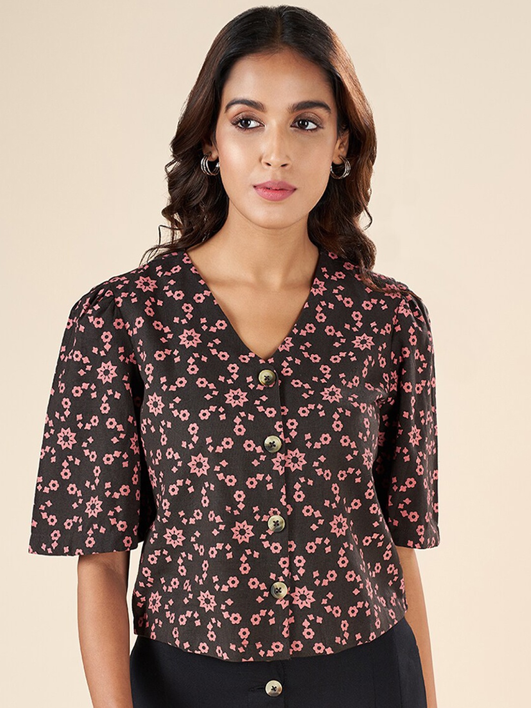 

AKKRITI BY PANTALOONS Floral Printed V-Neck Puff Sleeves Cotton Shirt Style Top, Charcoal