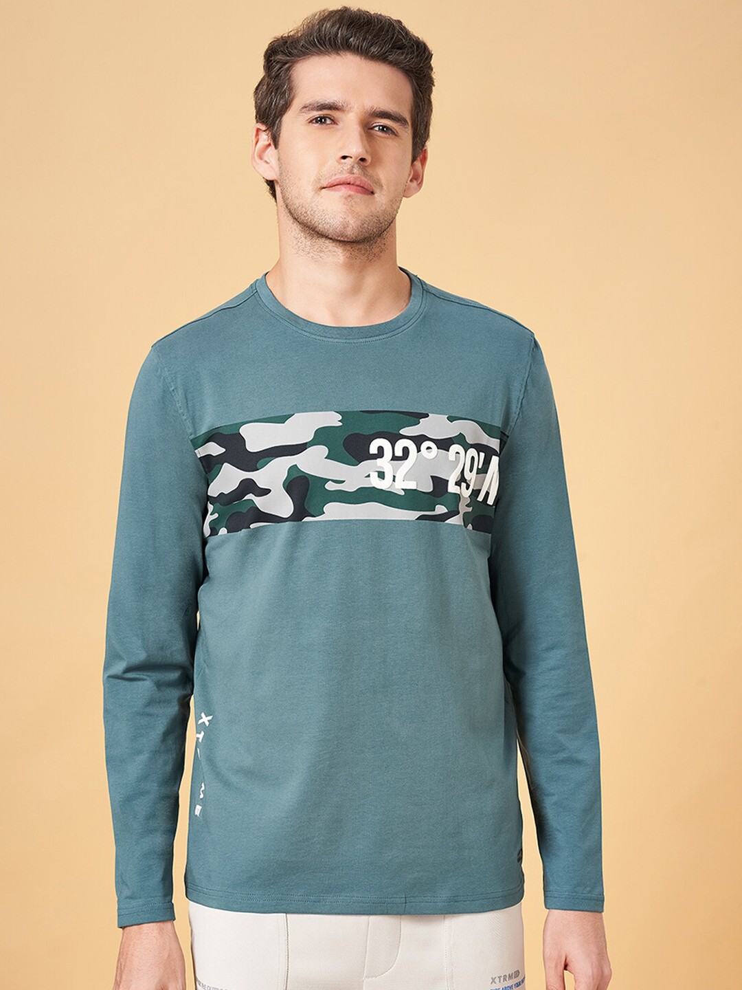

Ajile by Pantaloons Camouflage Printed Long Sleeves Slim Fit T-shirt, Green