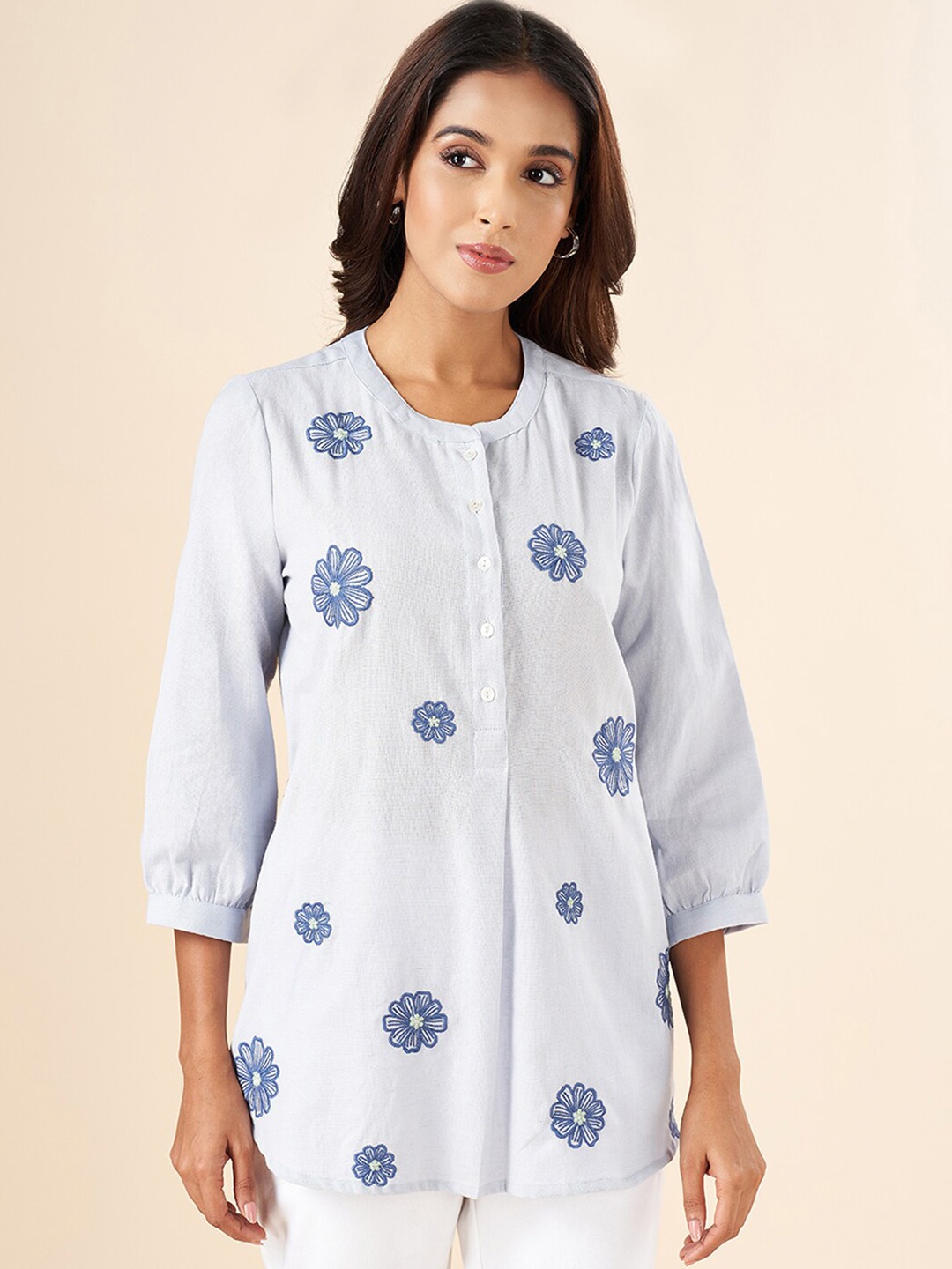 

AKKRITI BY PANTALOONS Floral Embroidered Cotton Tunic, Blue
