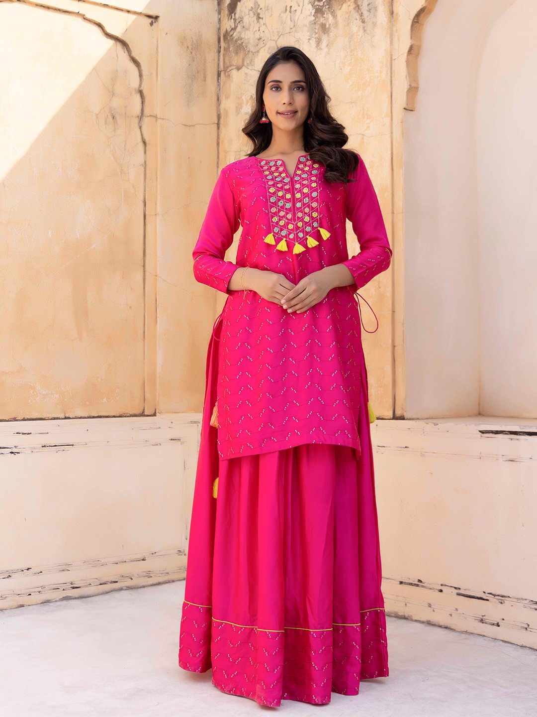 

Ragavi Ethnic Motifs Printed Thread Work Kurta With skirt, Pink