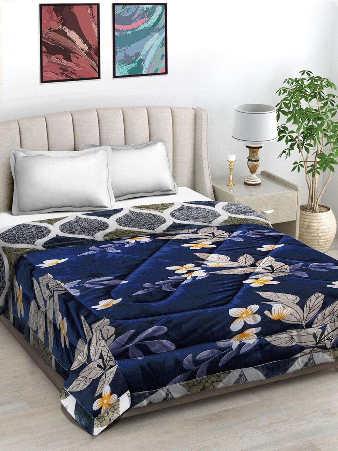 

FABINALIV Blue Floral Woollen Heavy Winter Microfiber Filling Reversible Double Bed Quilt