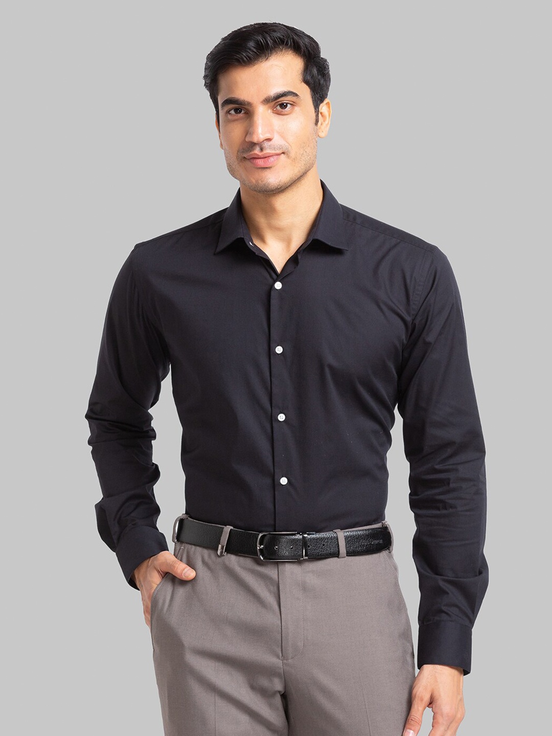 

Park Avenue Slim Fit Solid Formal Shirt, Black