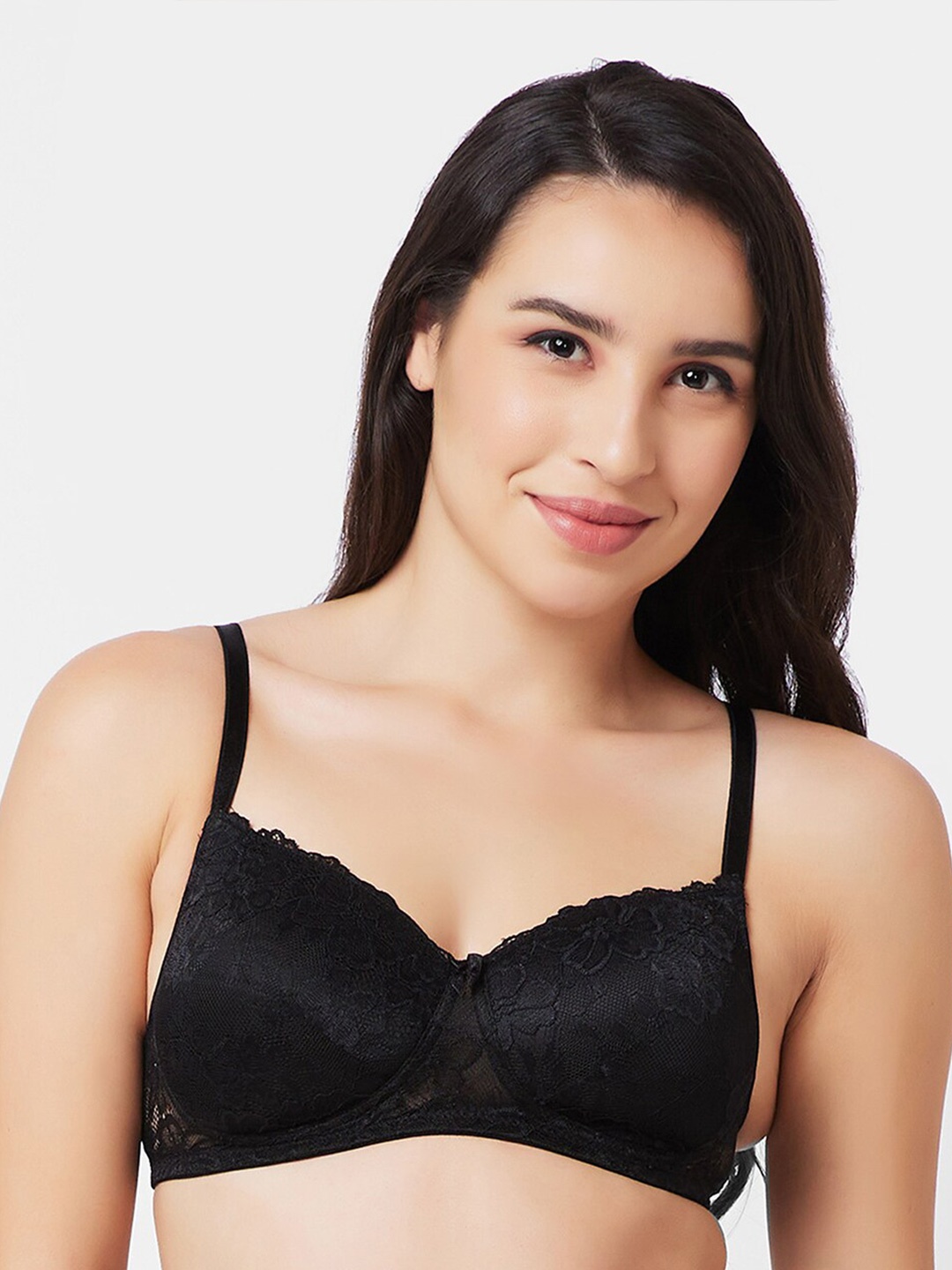 

Candyskin Floral Laced Medium Coverage Lightly Padded Bra With All Day Comfort, Black
