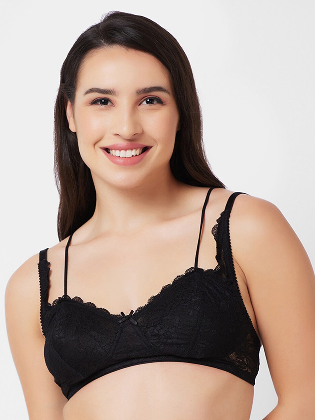 

Candyskin Floral Laced Medium Coverage Bra With All Day Comfort, Black