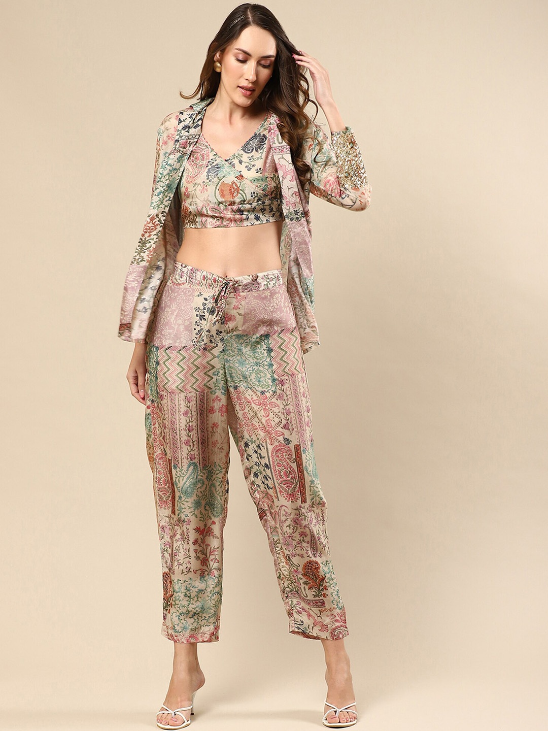 

NH KAPDEWALA Ethnic Motifs Printed V-Neck Crop Top Trouser & Jacket, Peach