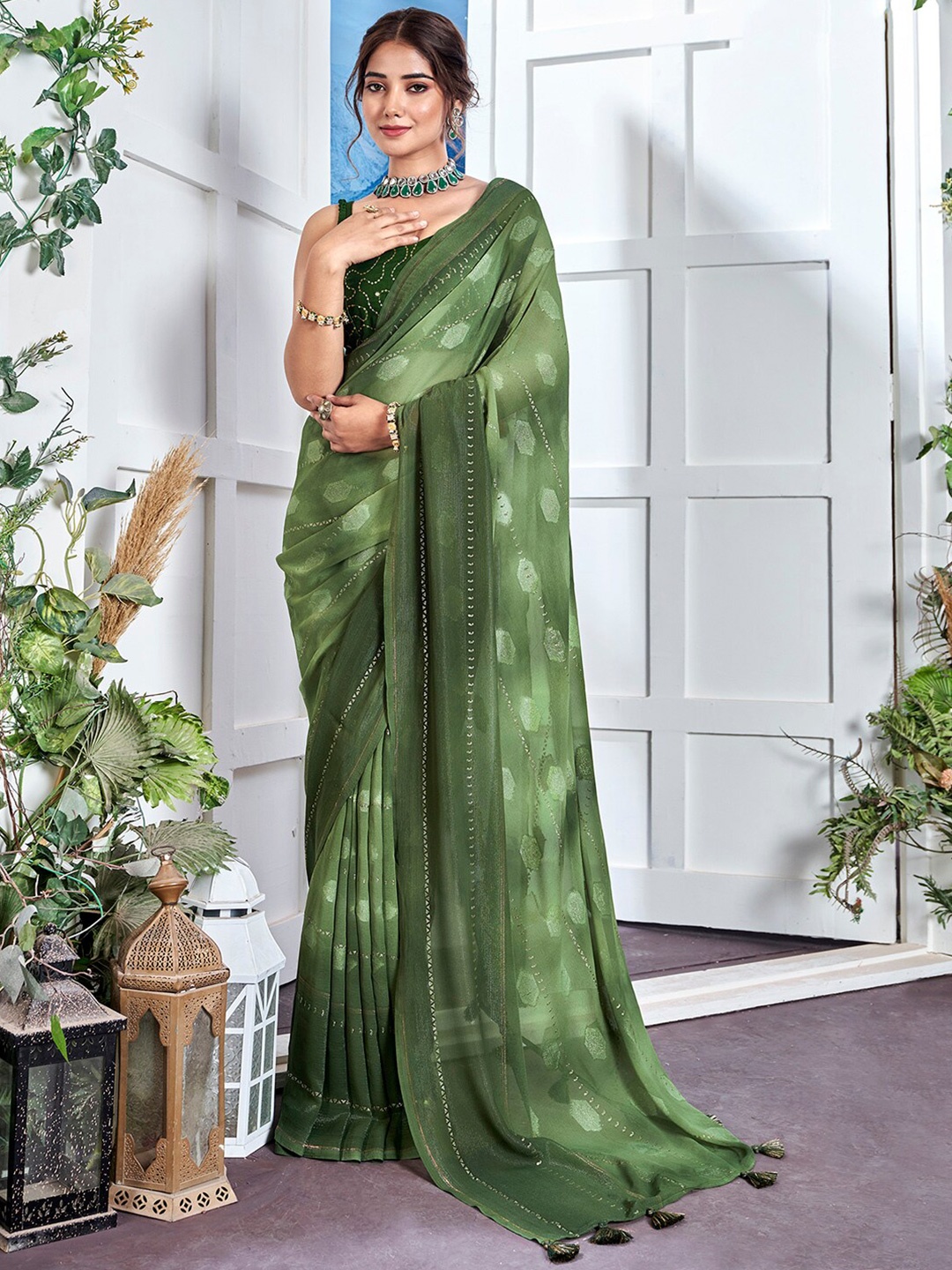 

Anouk Abstract Printed Pure Georgette Saree, Green