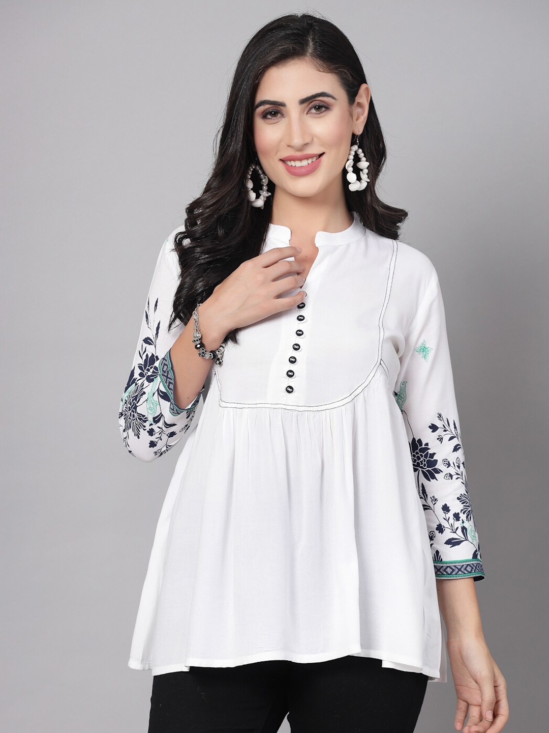 

kipek White Floral Printed Mandarin Collar Cotton A-line Top