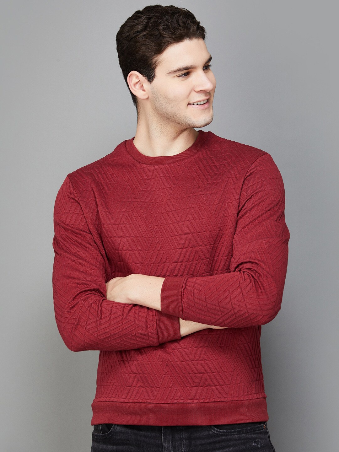

Bossini Geometric Self Design Pullover, Red