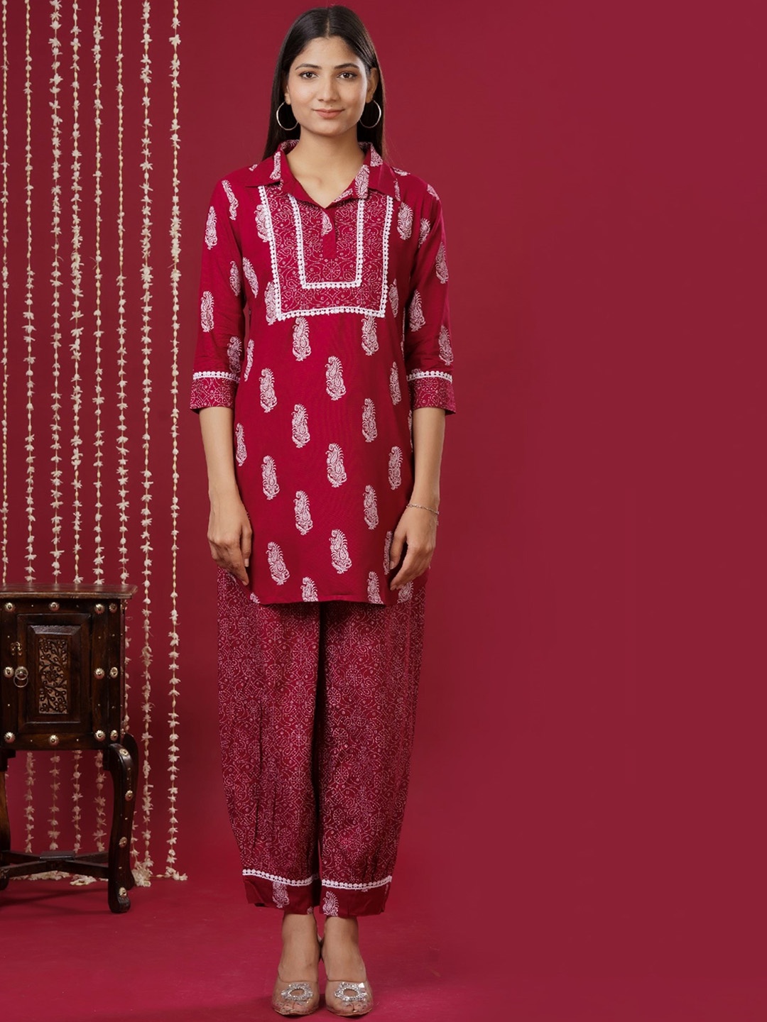

mokshi Ethnic Motifs Printed Shirt Collar Kurta with Palazzo, Maroon