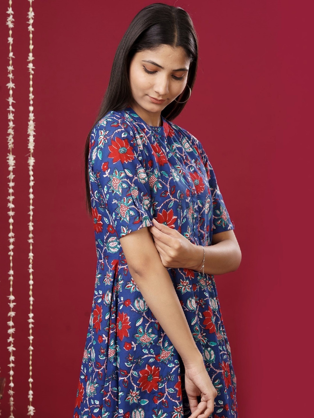 

mokshi Floral Printed Band Collar Anarkali Pure Cotton Kurta With Palazzo, Blue