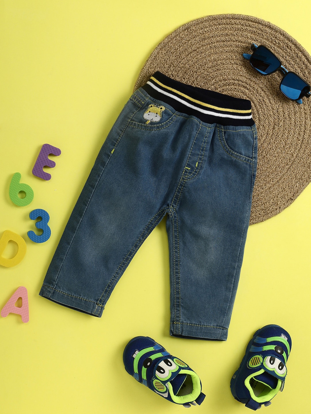 

V-Mart Infants Kids Mid Rise Slim Fit Clean Look Light Fade Cotton Jeans, Blue
